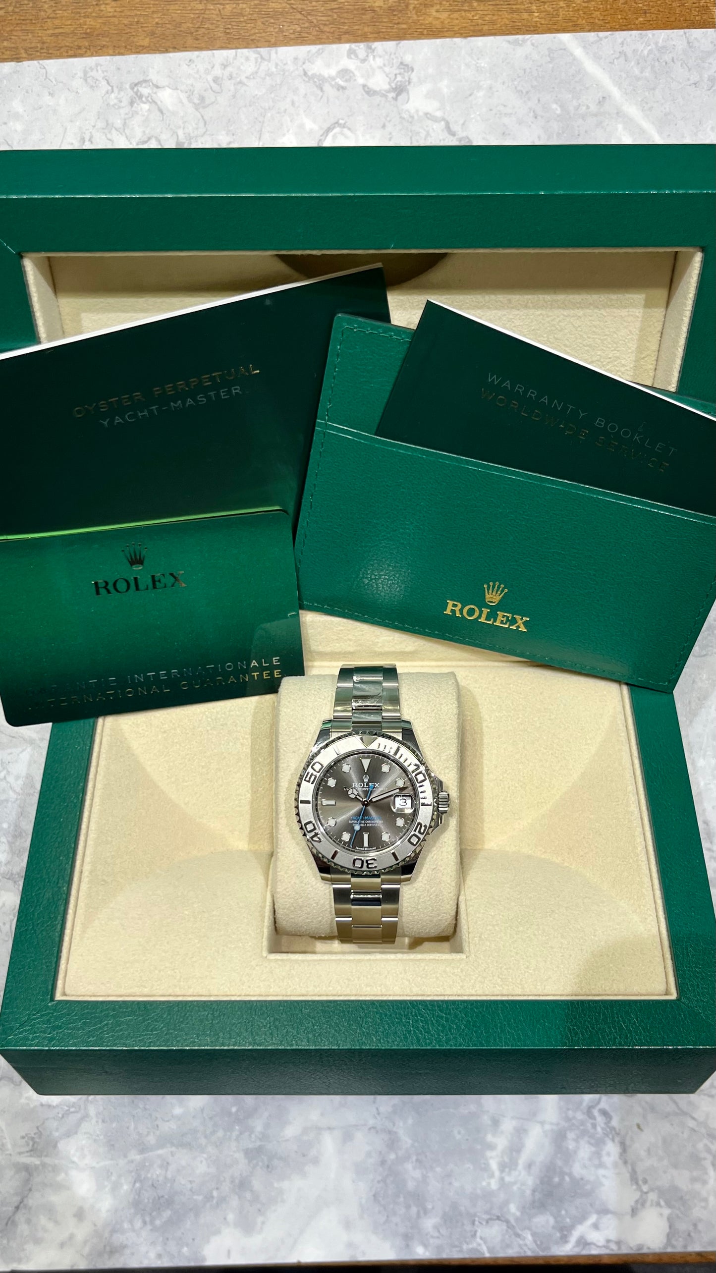 Pre-Owned Rolex Yacht Master 37mm 268622